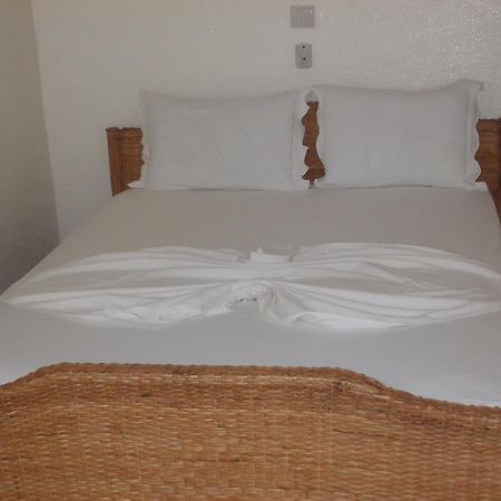 Hotel Restaurant Gites Kribi Exterior photo