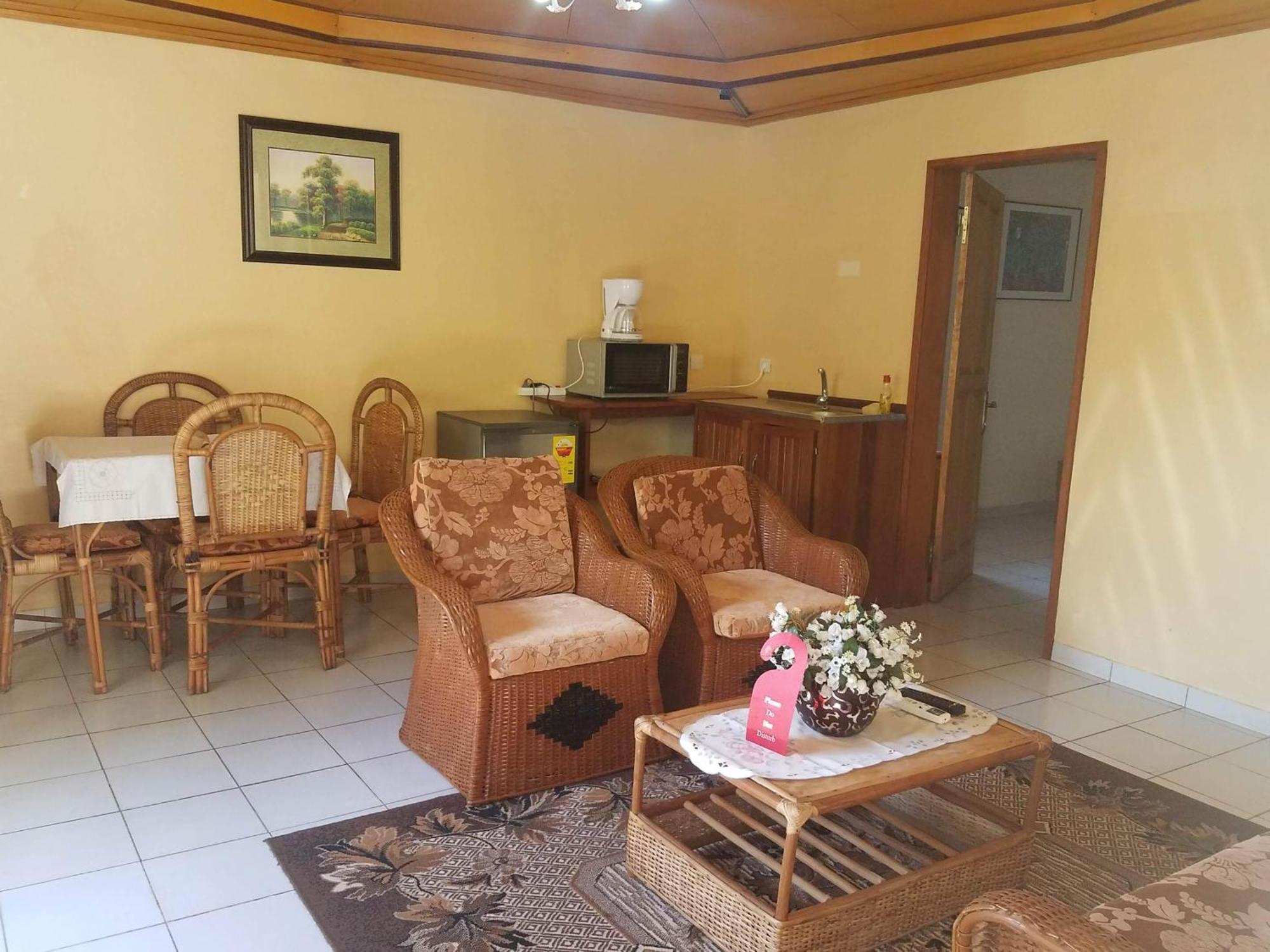 Hotel Restaurant Gites Kribi Exterior photo