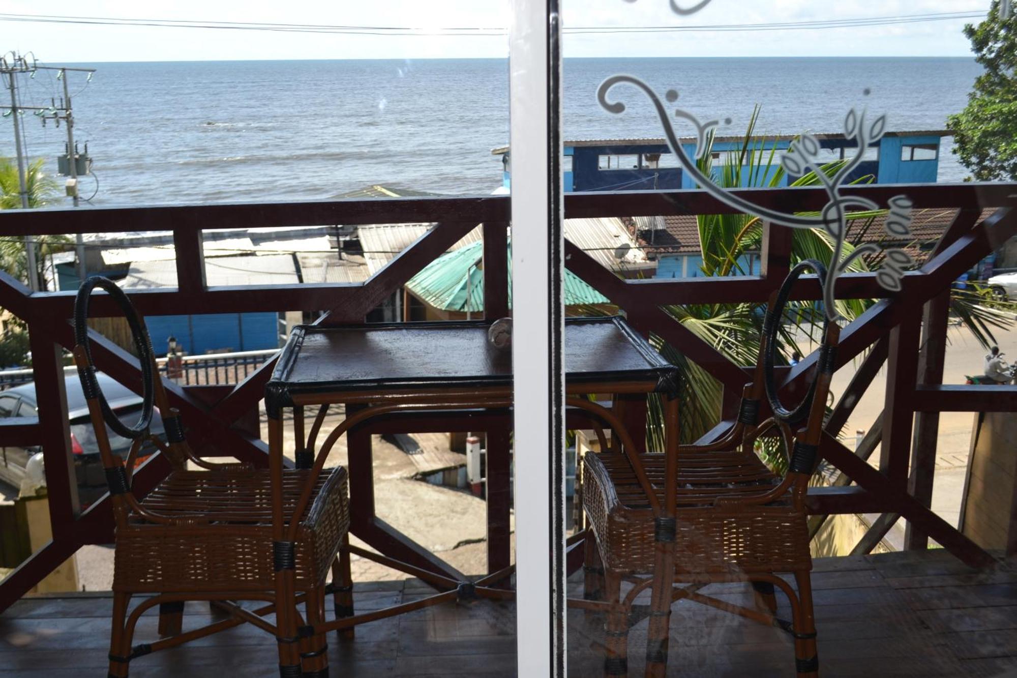 Hotel Restaurant Gites Kribi Exterior photo