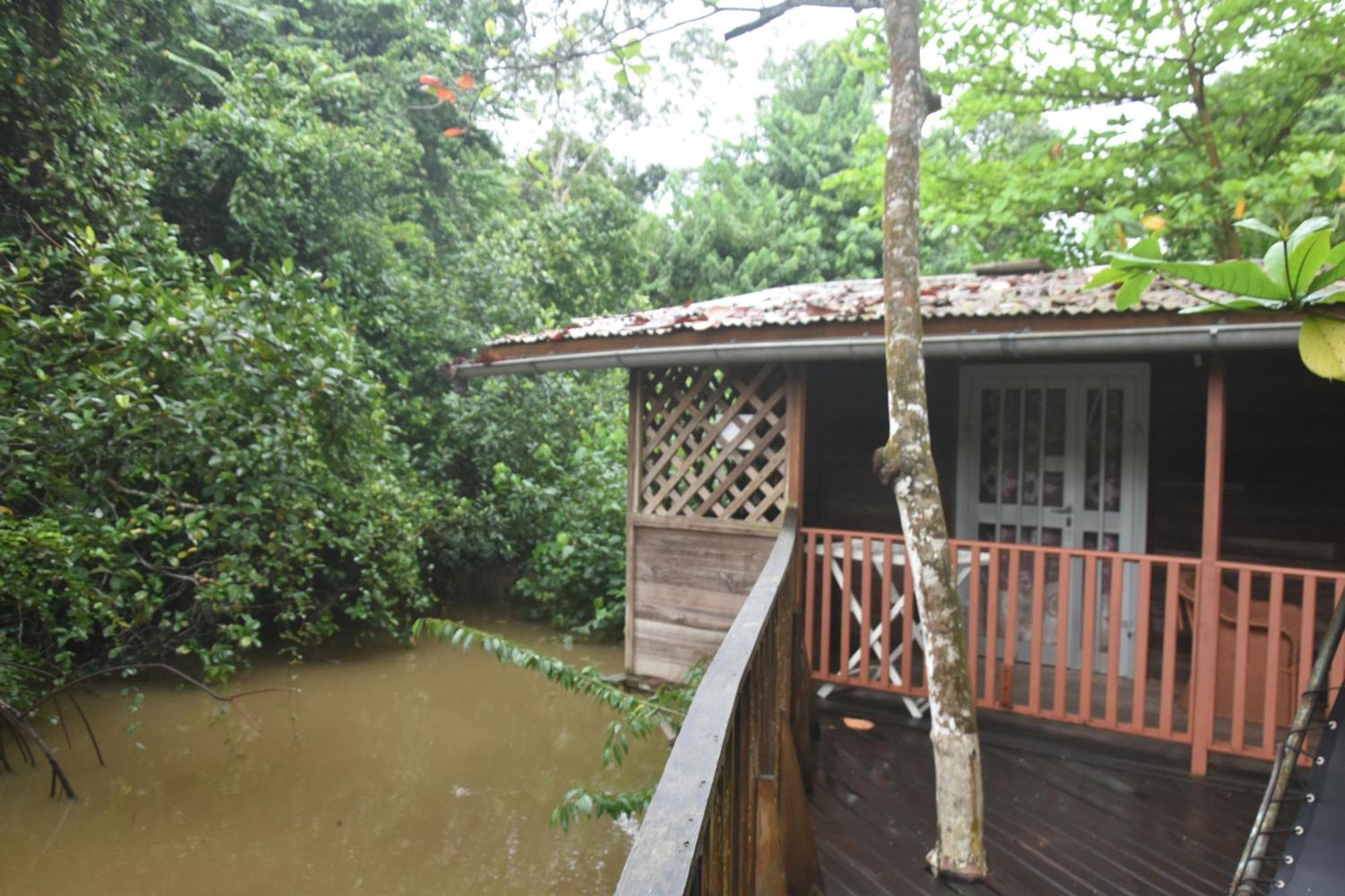Hotel Restaurant Gites Kribi Room photo